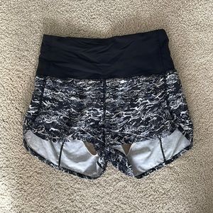 Lululemon short